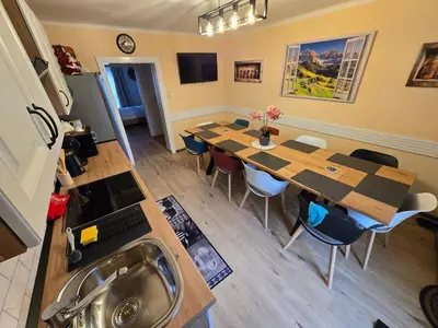 Küche/Küchenzeile in der Unterkunft Haus Bellaflora Apartman