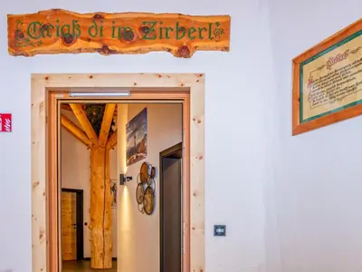 Ein Zertifikat, Auszeichnung, Logo oder anderes Dokument, das in der Unterkunft Deluxe Zirberl Top 6 ausgestellt ist