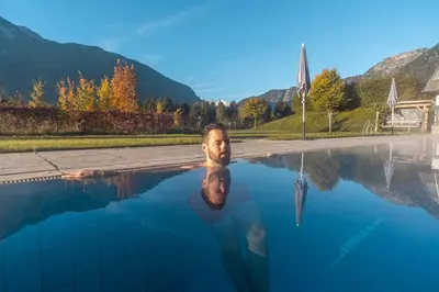 Ein allgemeiner Bergblick oder ein Berglick von des Hotels aus