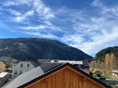 Ein allgemeiner Bergblick oder ein Berglick von der Ferienwohnung aus