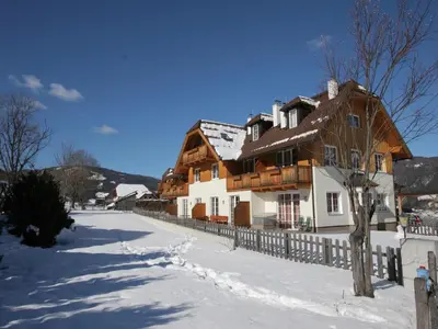 Apartment in Lungau near Ski Slopes im Winter