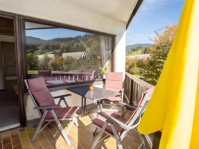 Ein allgemeiner Bergblick oder ein Berglick von der Ferienwohnung aus