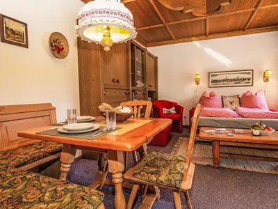 Ein Sitzbereich in der Unterkunft Apartment Dachstein Top 12 by Interhome
