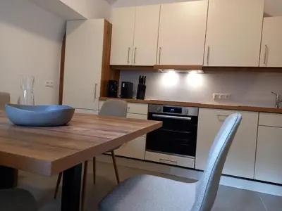 Küche/Küchenzeile in der Unterkunft NRV twee-persoonskamer met gemeenschappelijke keuken