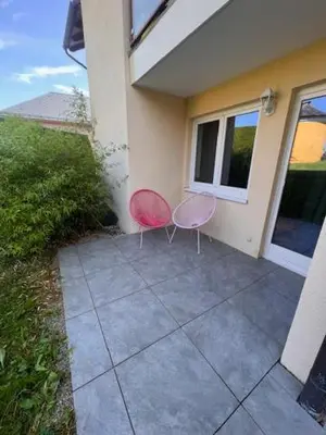 Ein Garten an der Unterkunft Ferienwohnung Nußbaumer