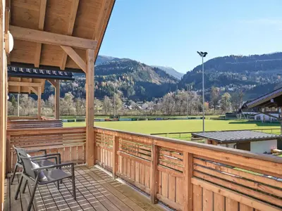 Ein allgemeiner Bergblick oder ein Berglick von der Ferienwohnung aus