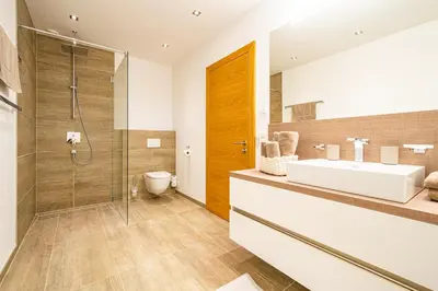 Ein Badezimmer in der Unterkunft Alpenloft 204, NEU ab 2025