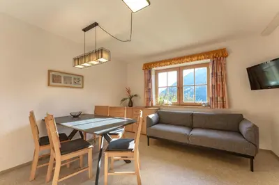 Ein Sitzbereich in der Unterkunft Haus Diamant by Schladming-Appartements