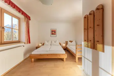 Ein Bett oder Betten in einem Zimmer der Unterkunft Haus Diamant by Schladming-Appartements