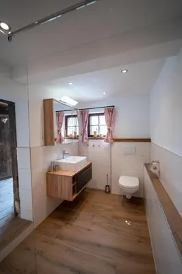 Ein Badezimmer in der Unterkunft Artlieb Hütte