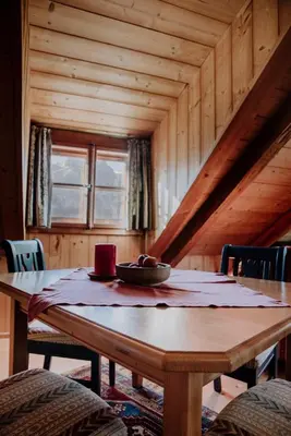 Ein Sitzbereich in der Unterkunft DIRNDL Kammer