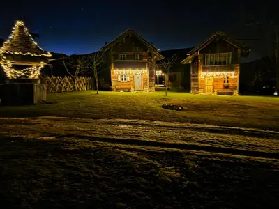 Das Gebäude in dem sich das Chalet befindet