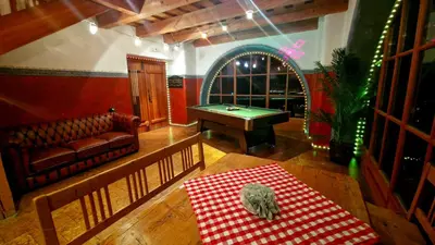 Ein Billardtisch in der Unterkunft Augihütte