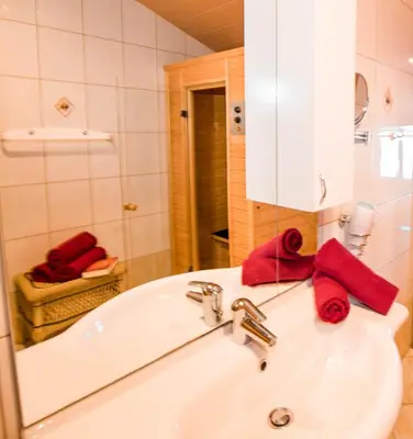 Ein Badezimmer in der Unterkunft Ferienwohnungen Schwalbennest