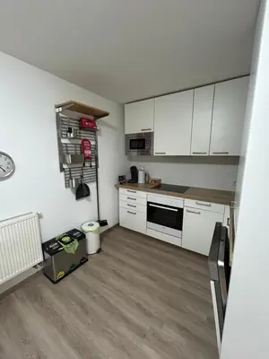 Küche/Küchenzeile in der Unterkunft Urban Stay Kremsmünster Premium Apartment