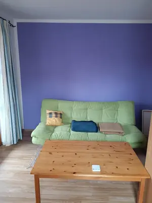 Ein Sitzbereich in der Unterkunft Ferienwohnung am Traunsee