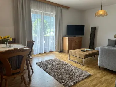 TV/Unterhaltungsangebot in der Unterkunft Ammoniten Blick - Appartement Gustav Gapp