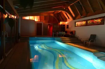 Der Swimmingpool an oder in der Nähe von Das Wasserhaus - für Zwei