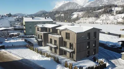 Ein allgemeiner Bergblick oder ein Berglick von der Ferienwohnung aus