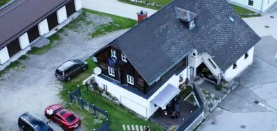 Das Gebäude in dem sich die Ferienwohnung befindet