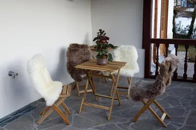 Ein Sitzbereich in der Unterkunft Villa Nicoletta - Luxus am See - Your Austrian Home