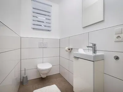 Ein Badezimmer in der Unterkunft Apartment Bergblick by Interhome