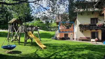 Ein Kinderspielbereich in der Unterkunft Urlaub am Bauernhof Gänser