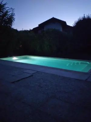 Der Swimmingpool an oder in der Nähe von Haus Lucky