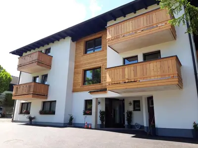 Das Gebäude in dem sich die Pension befindet