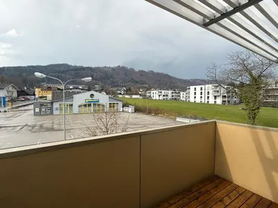 Ein allgemeiner Bergblick oder ein Berglick von der Ferienwohnung aus
