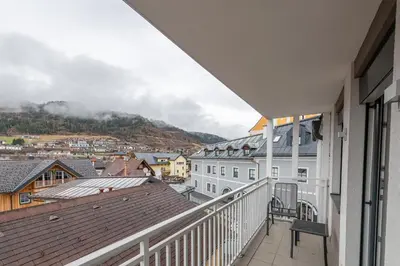 Ein allgemeiner Bergblick oder ein Berglick von der Ferienwohnung aus
