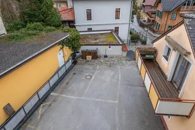 Das Gebäude in dem sich die Ferienwohnung befindet