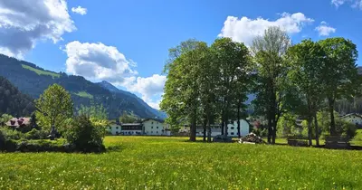 Naturlandschaft in der Nähe der Lodge