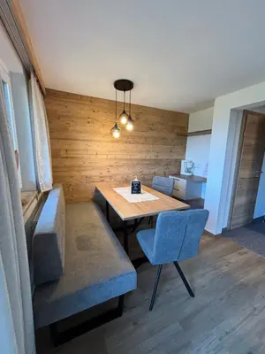 Ein Sitzbereich in der Unterkunft Haus Sonnleitner Appartement Dachstein