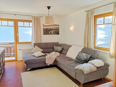 Ein Sitzbereich in der Unterkunft Appartement Hannerl