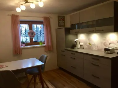 Küche/Küchenzeile in der Unterkunft Ferienwohnung Obereck Natur-Ruhelage - Bad Ischl
