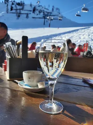 Getränke in der Unterkunft Alpendorf, Austria
