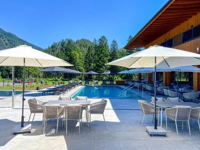 Der Swimmingpool an oder in der Nähe von Campingresort Hinterstoder