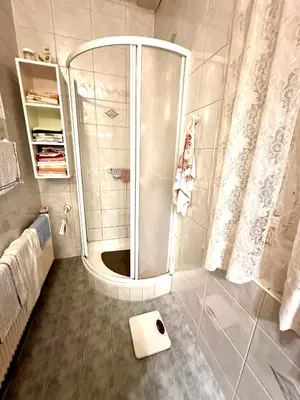 Ein Badezimmer in der Unterkunft Payerbah cottage
