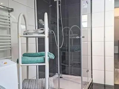 Ein Badezimmer in der Unterkunft Apartment Siebter Himmel by Interhome