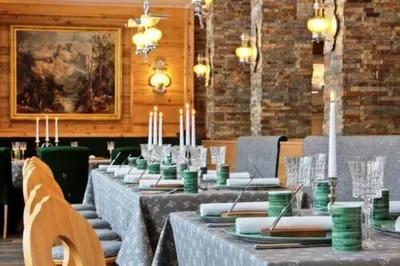Ein Restaurant oder anderes Speiselokal in der Unterkunft Hotel Sommerhof