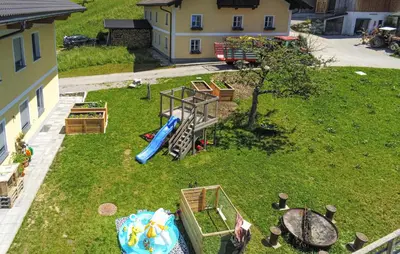 Ein Kinderspielbereich in der Unterkunft Ferienwohnung 45M2