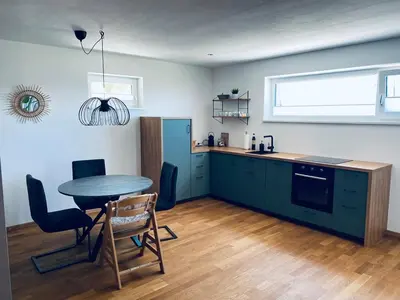Küche/Küchenzeile in der Unterkunft Tolle Wohnung mit Seeblick