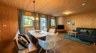 TV/Unterhaltungsangebot in der Unterkunft Chalets am Loser by Landluft
