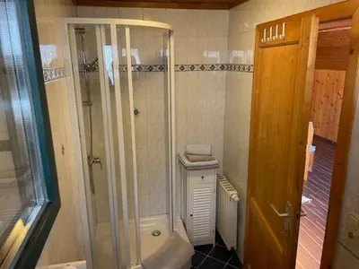 Ein Badezimmer in der Unterkunft Haus Bergblick