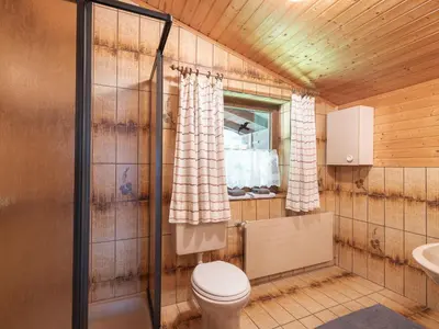 Ein Badezimmer in der Unterkunft Studio Studio 3 by Interhome