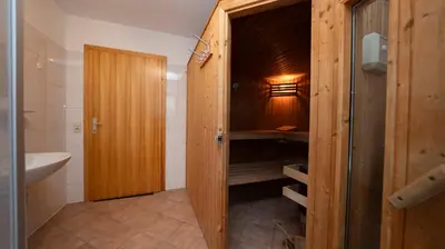 Ein Bett oder Betten in einem Zimmer der Unterkunft Chalets am Feuerkogel by Landluft