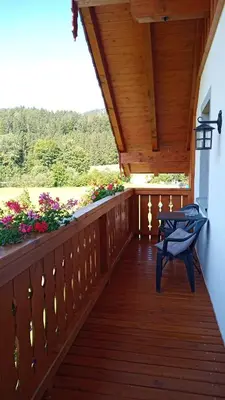 Ein Balkon oder eine Terrasse in der Unterkunft Ferienwohnung Schlossmayr