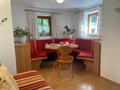 Ein Sitzbereich in der Unterkunft Chalet Zauberflöte