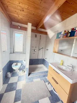 Ein Badezimmer in der Unterkunft Wohnung in Schwanenstadt